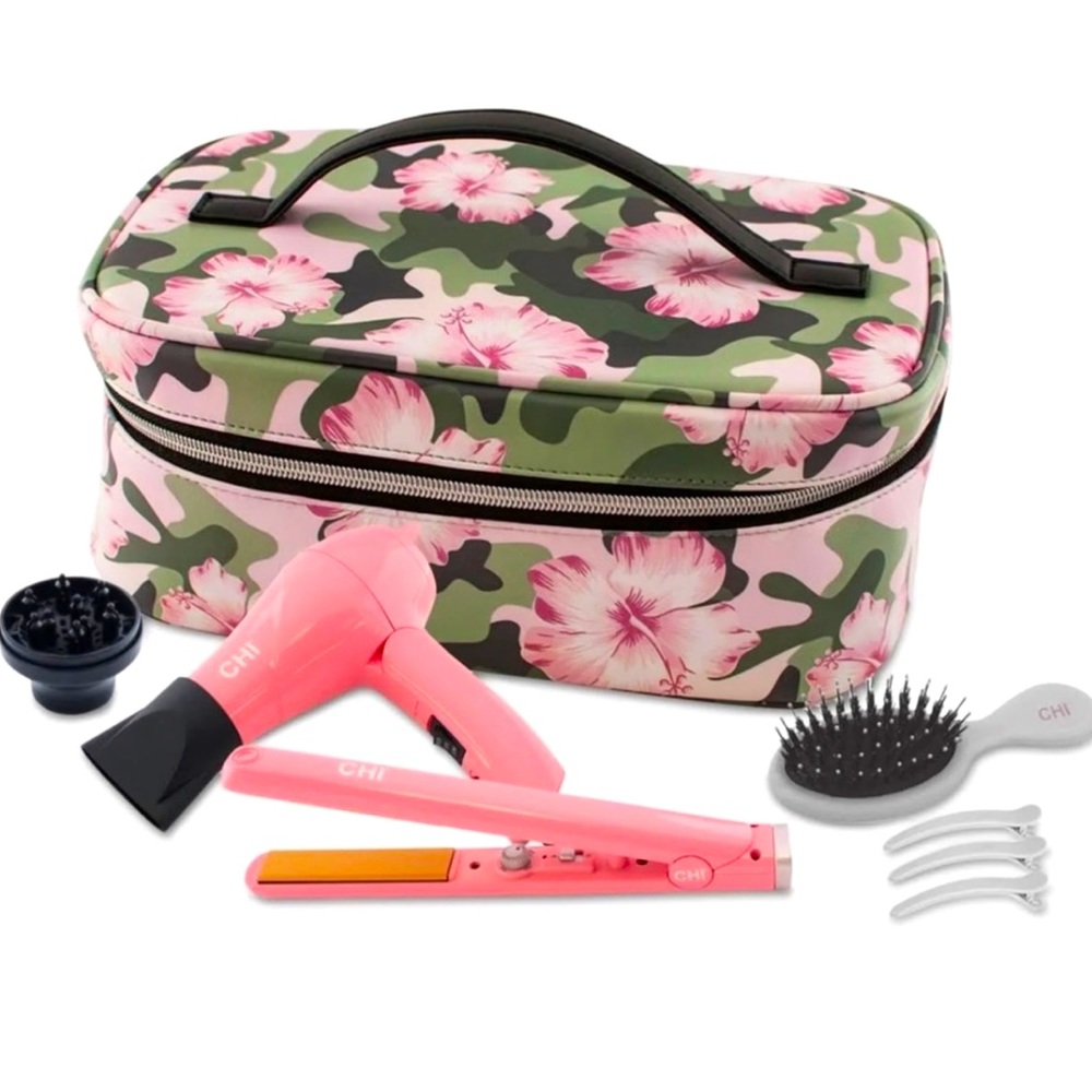 RARE FIND-CHI 8 Piece Attention Command Travel Kit